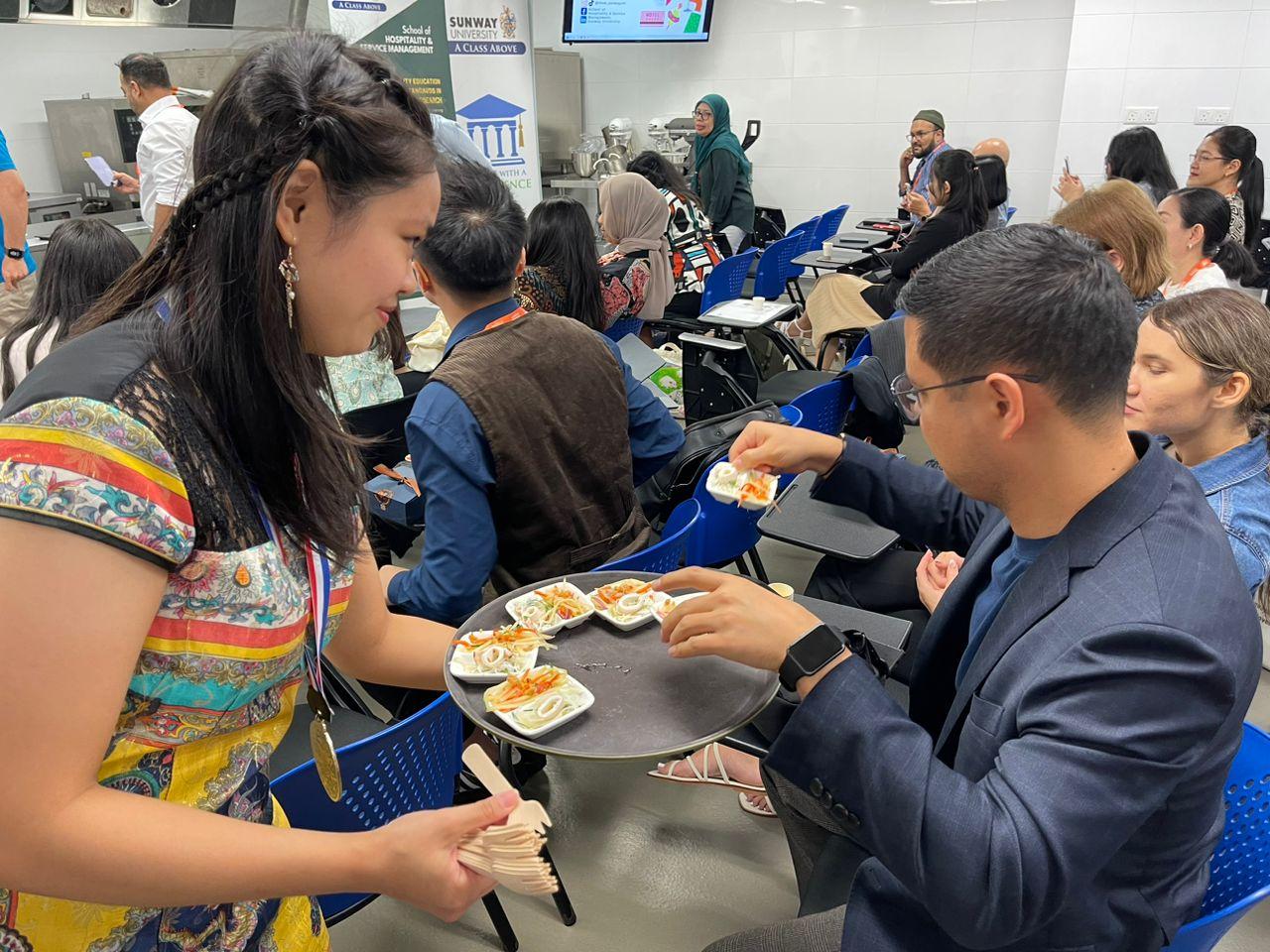 Our partners had the privilege of savouring a delectable feast prepared by an award-winning student during an exclusive event organized by the School of Hospitality and Service Management (SHSM)