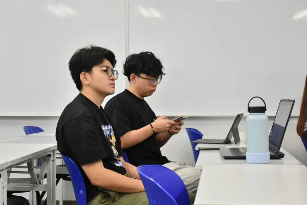 Guest Lecture: Innovation & Rapid Prototyping by 42KL
