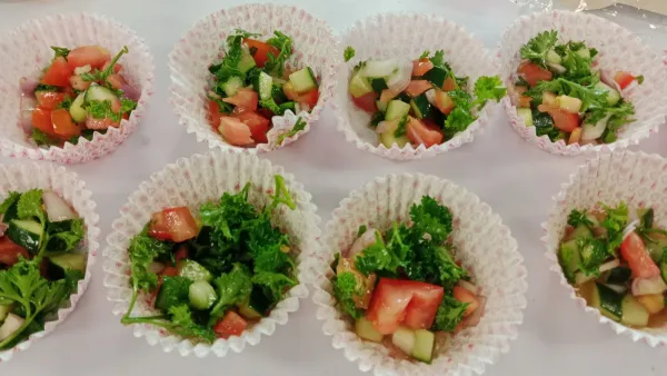 ‘Jom Makan’ - Flavours of Language: Using Food to Teach English and Cultural Competence