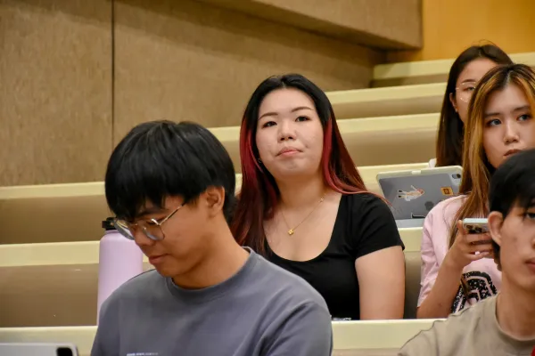 How Social Media Algorithms Shape Consumer Decisions with Winnie Pang