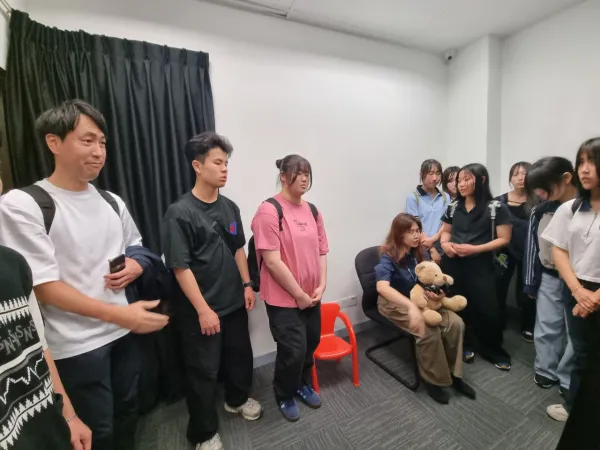 A Cross-Cultural Psychology Lab Experience: Welcoming Murasakino High School