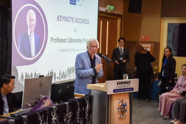 Keynote Address by Professor Sibrandes Poppema, President of Sunway University.