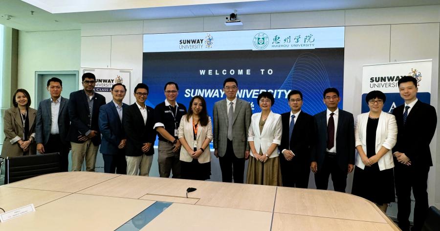 Leaders from Huizhou University visited Sunway University