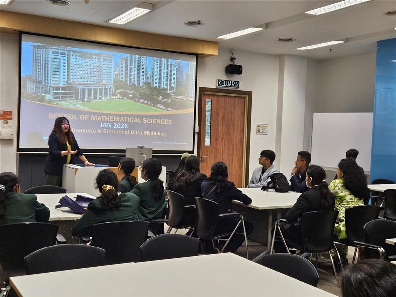 Shaping Future Pathways: High School Students from India Visit Sunway University
