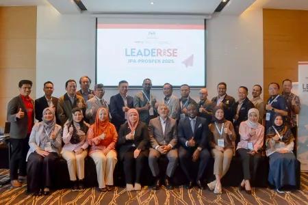 Building Future-Ready Public Service Leaders