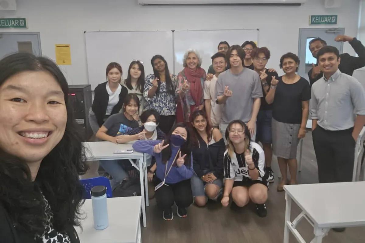 Dr Agueda Benito visits SAE