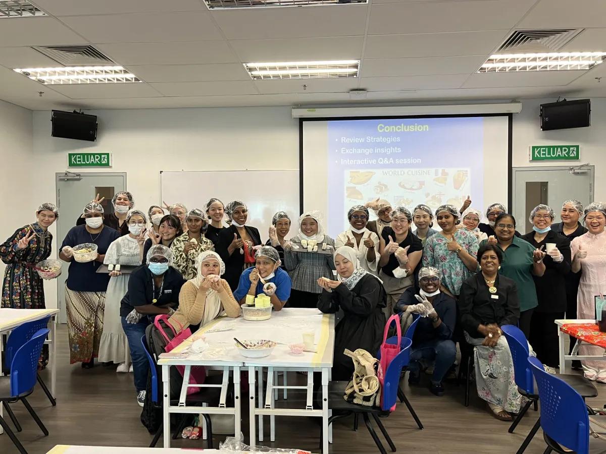 ‘Jom Makan’ - Flavours of Language: Using Food to Teach English and Cultural Competence