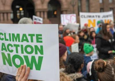 Tourism under Climate Crisis in Asia