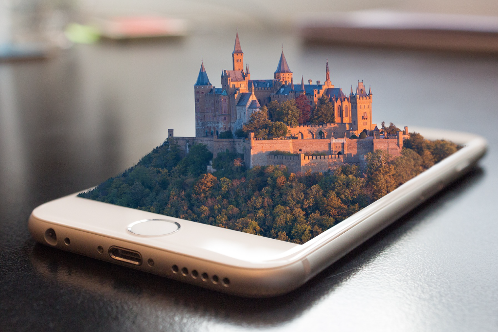 Virtual Reality as an Innovative Marketing  Approach in Hospitality Services