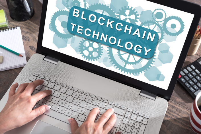 Blockchain Technology for eLearning at Time of Pandemic Restrictions